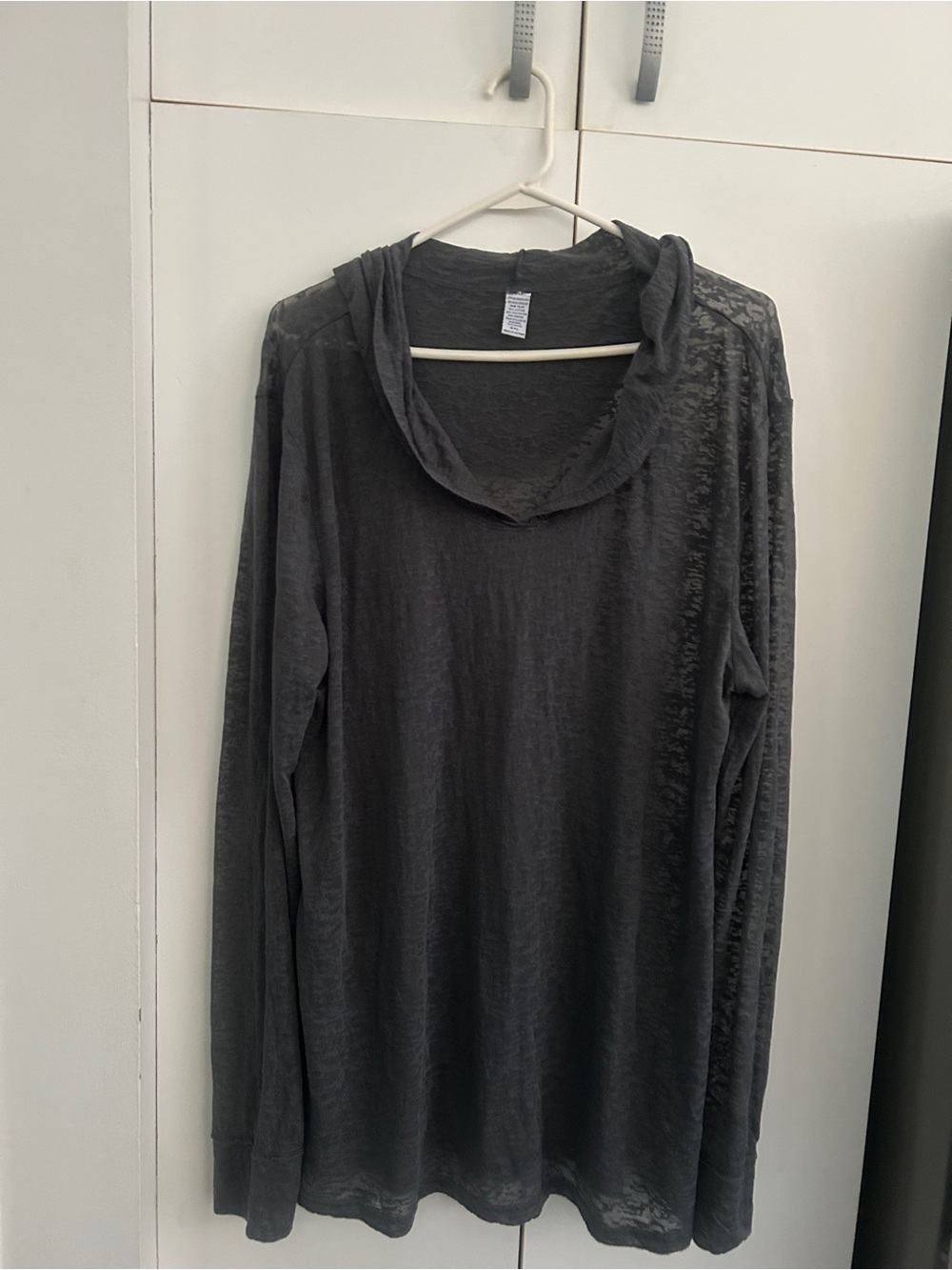 Women's Long-Sleeve Hooded Pullover Sweatshirt - Charcoal